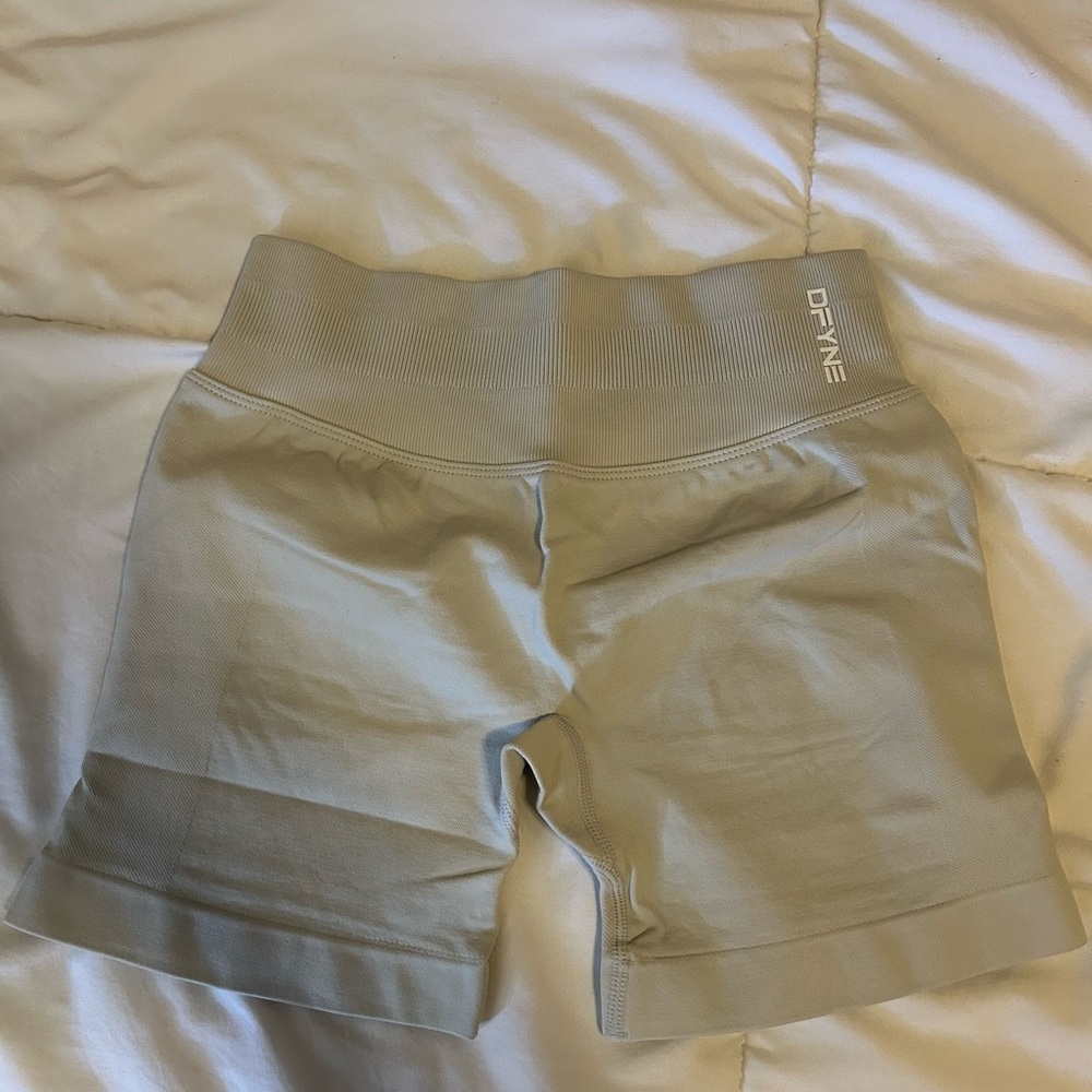 DFYNE Impact Short